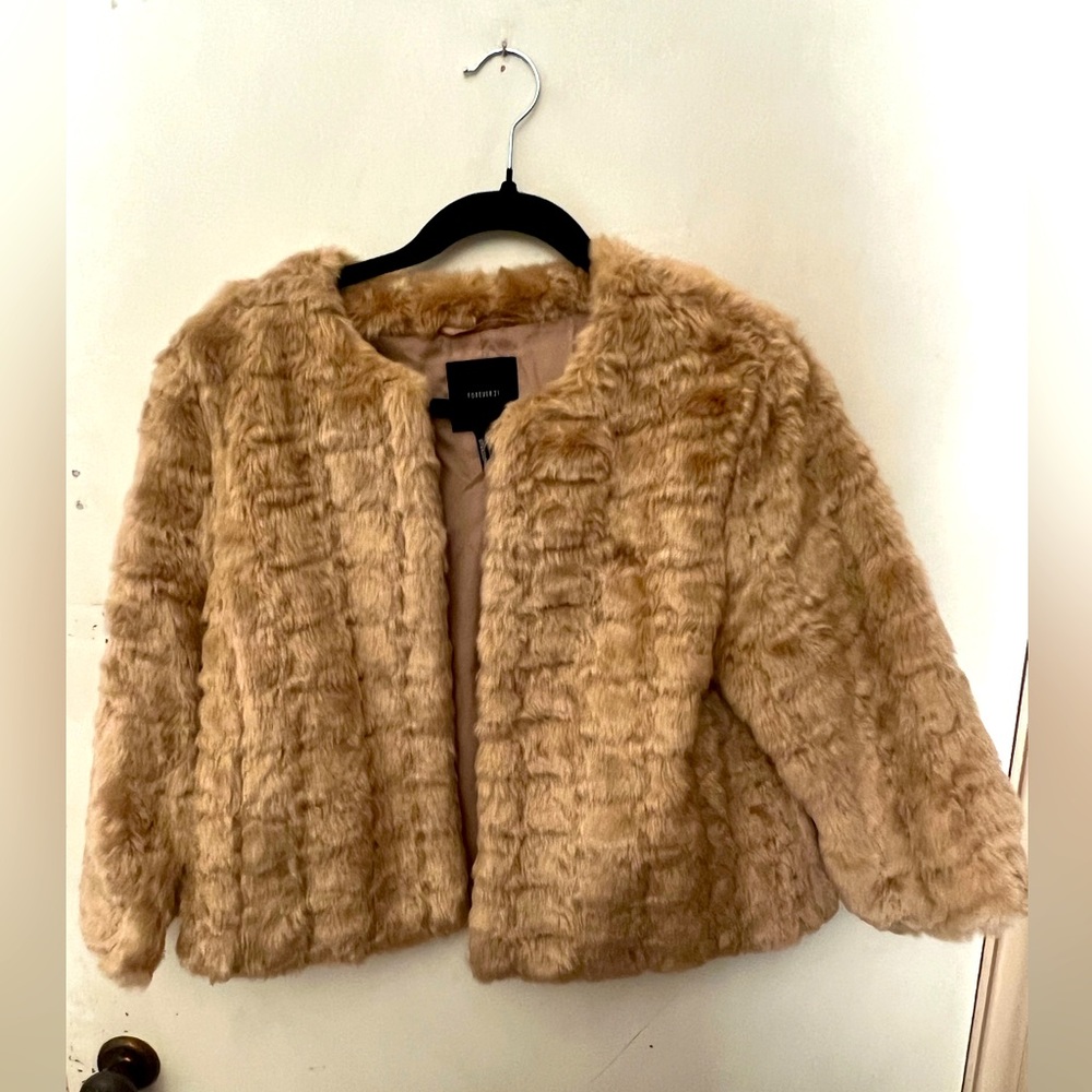 Crop 3/4 sleeve faux fur coat